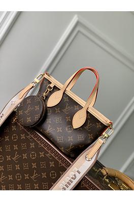 ヴィトンショルダー バックスーパーコピー  Louis Vuitton  neverfull ジッパー付きコインウォレット付き調節可能な幅広ショルダーストラップ M46705