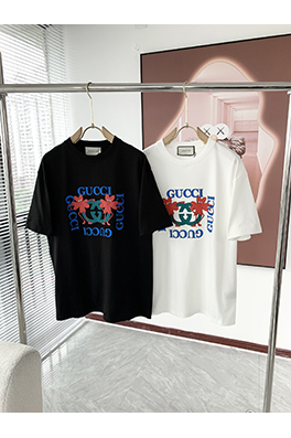 グッチ カップルの最新の半袖Tシャツ