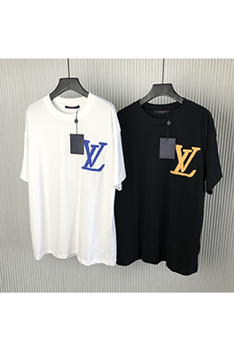 ルイヴィトンコピー  新しい発泡文字ロゴ半袖Tシャツ