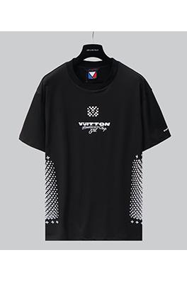 ルイヴィトン  胸に白の LV カップロゴがプリントされた半袖Tシャツ