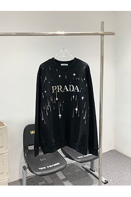 プラダ  PRADAレターエレメントプリントクルーネックパーカー