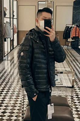 モンクレール メンズ Moncler Lauros フード付きダウンジャケット