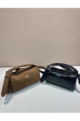 プラダ  ボストンハンドバッグ