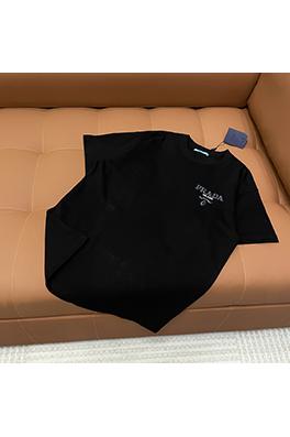 プラダロゴ字母入りクルーネックTシャツ