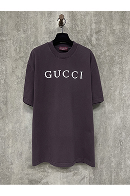 グッチ25ssクラシックロゴプリントヘビーポンド半袖Tシャツ