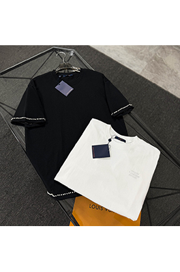 ルイヴィトンフロント刺繍半袖Tシャツ