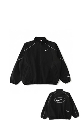 シュプリームコピー x Nike コラボコレクション袖口の刺繍ロゴジャケット
