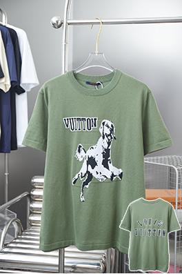 ルイヴィトン ロゴが描かれたスマートハウンド柄半袖Tシャツ