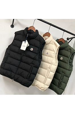 モンクレールコピー 新しいダウンベスト