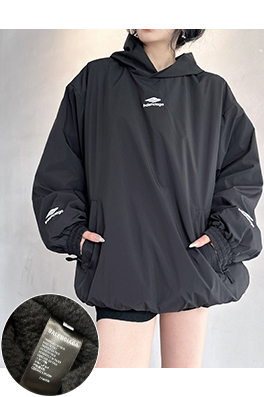 バレンシアガ BALENCIAGA ロゴジャカードフード付きスウェットシャツ