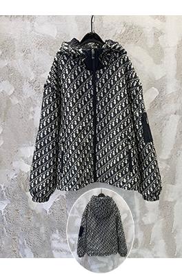 ディオールスーパーコピー 新しいモノグラムジャケット