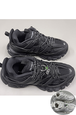 バレンシアガスーパーコピー Balenciaga Track Sneaker スタッズシリーズ カップルスニーカー