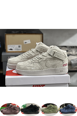 シュプリーム X ナイキ AF1 ミッドトップスニーカー