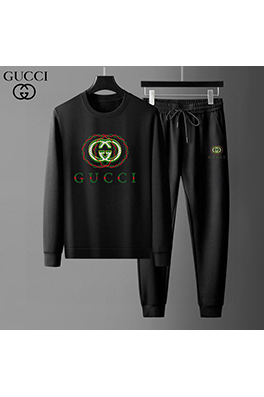 グッチスーパーコピー Gucci 新モデル人気のクルーネックのスウェットシャツとパンツのセット