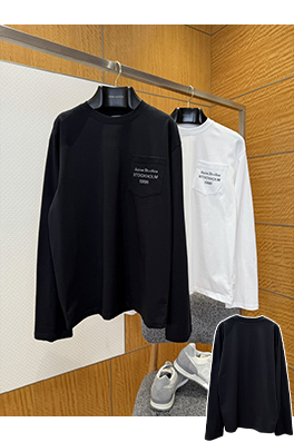 アクネストゥディオズスーパーコピー Acne Studios 小さなポケットが付いたプリント柄の長袖シャツ