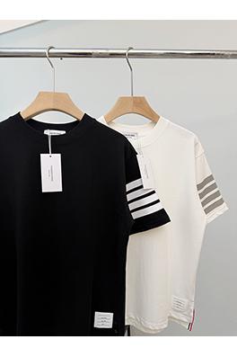 トムブラウン クラシックの4本ストライプ柄半袖Tシャツ