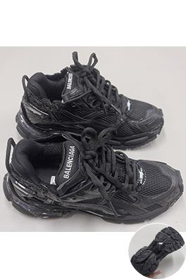 バレンシアガコピー Balenciaga Runner LED 7色マルチチェンジカップルスニーカー