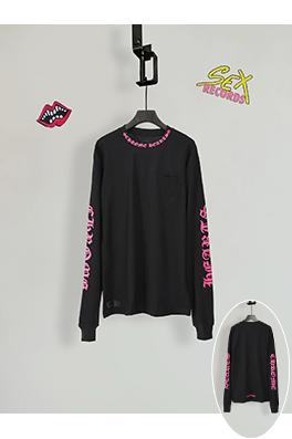クロムハーツスーパーコピー 黒とピンクの文字入り長袖シャツ