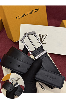 ルイヴィトン LV The Frog Reversible Belt in Crocodile ファッションベルト
