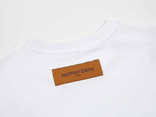 ルイヴィトンスーパーコピー  プリントTシャツ