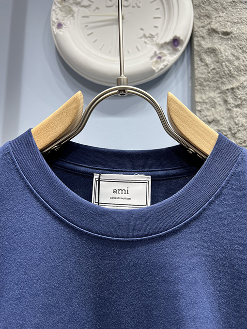 アミコピー 編み込み刺繍ロゴ 半袖Tシャツ