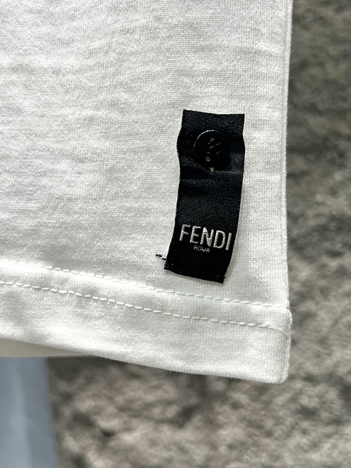 フェンディ  新作 ダブルFロゴ 半袖Tシャツ