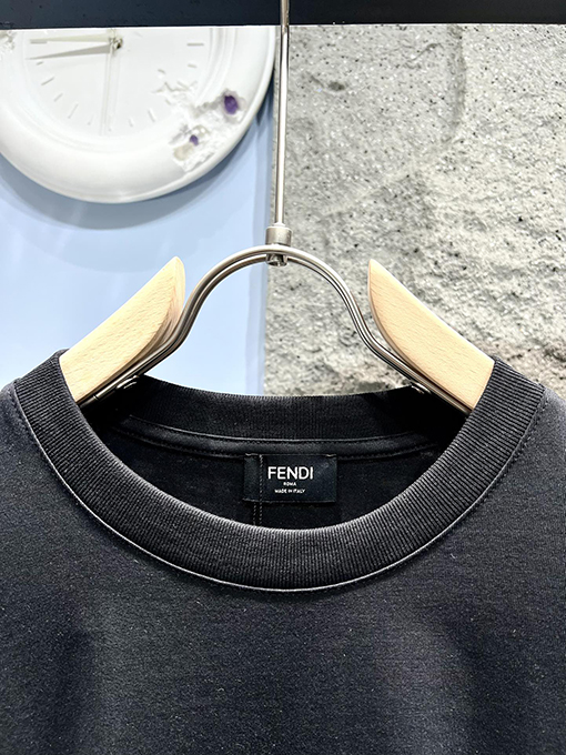 フェンディ  新作 ダブルFロゴ 半袖Tシャツ
