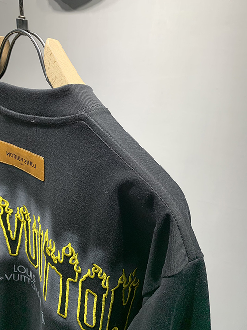 ルイヴィトン新しいインクジェット刺繍Tシャツ