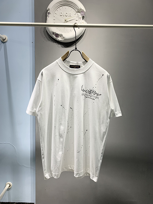 ルイヴィトン2025ssの手描きインクTシャツ