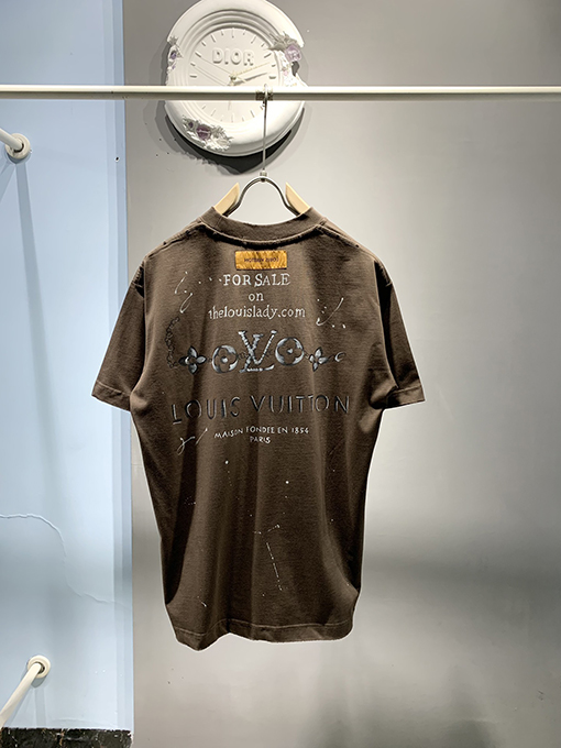 ルイヴィトン2025ssの手描きインクTシャツ