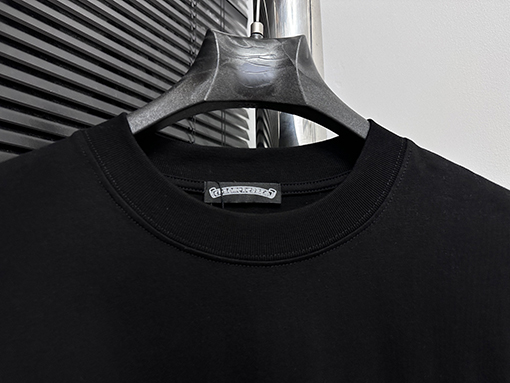 クロムハーツスタイリッシュなクルーネックTシャツ