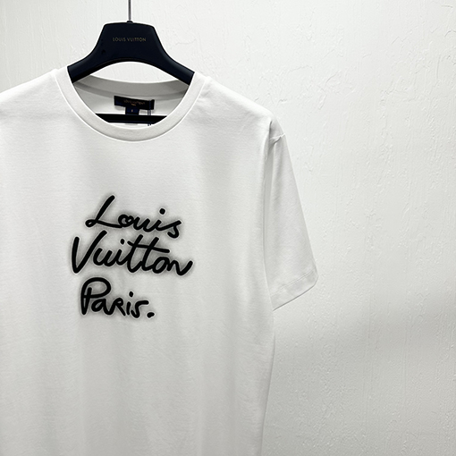 ルイヴィトンスーパーコピーネオンロゴ半袖Tシャツ