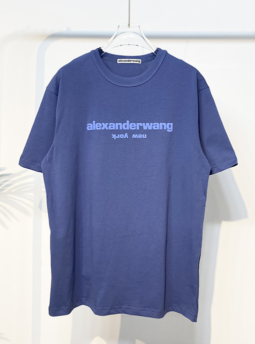 アレキサンダーワン フォームフォント半袖Tシャツ