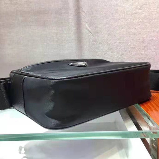 プラダスーパーコピーナイロンショルダーバッグ