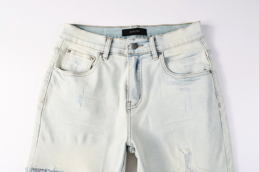 アミリ  Jeans 新しいデニムパンツ