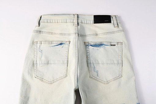 アミリ  Jeans 新しいデニムパンツ