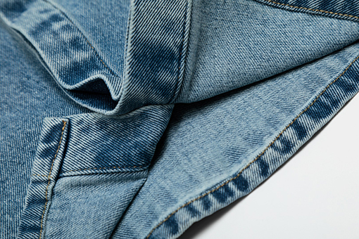 アミスーパーコピー 新しいレトロな青い愛の短いデニムジャケットシャツ