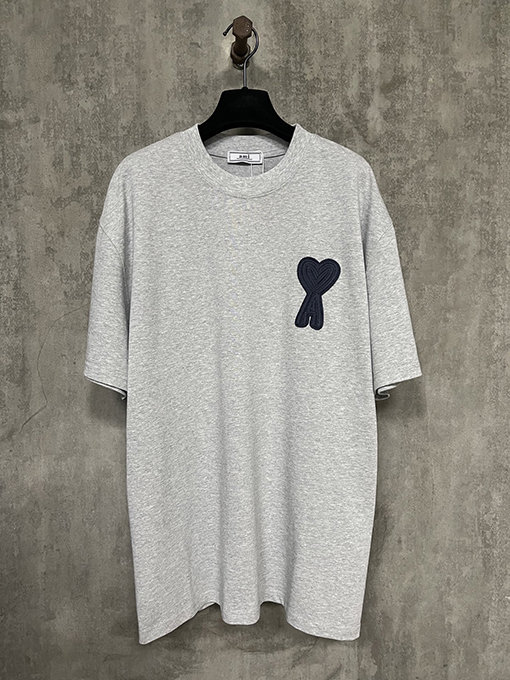 アミ バレンタイン限定の重い半袖Tシャツ