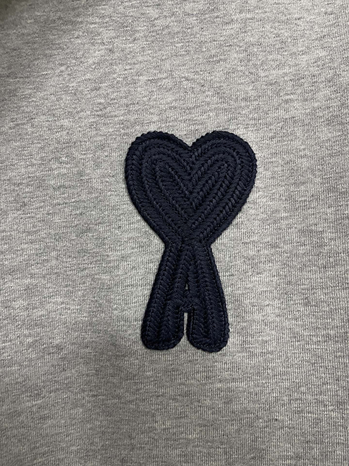 アミ バレンタイン限定の重い半袖Tシャツ