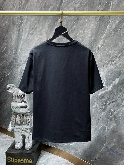 クロムハーツコピーレザーオーバーラップメタル半袖Tシャツ