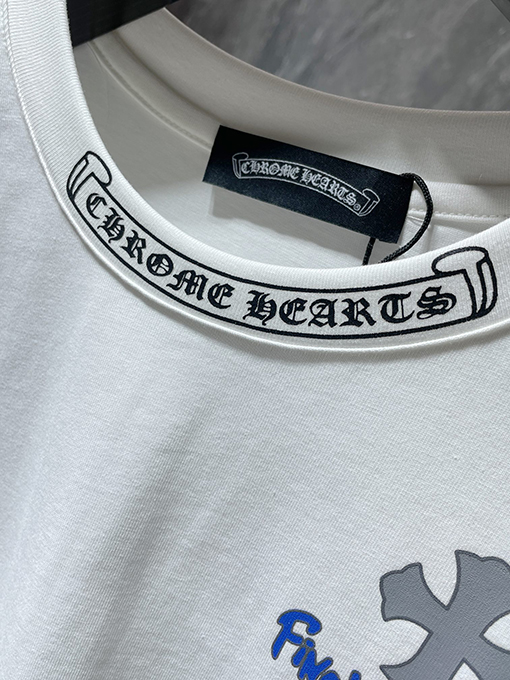 クロムハーツコピーレザーオーバーラップメタル半袖Tシャツ