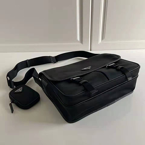 プラダパラシュート布郵便配達バッグ