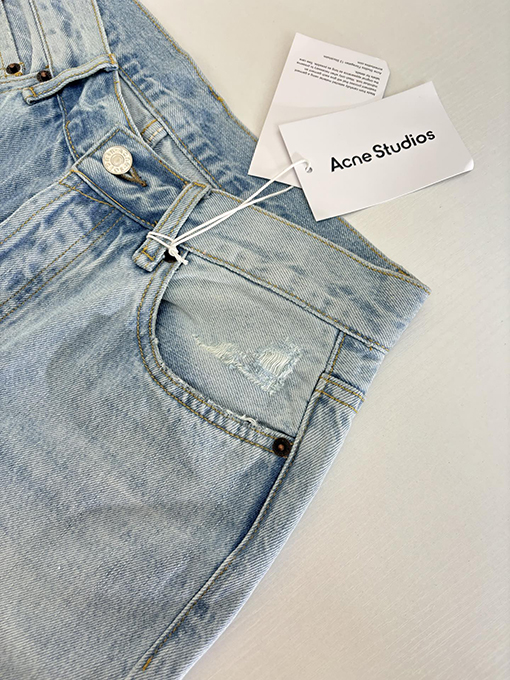 アクネストゥディオズ 新しいファッションベースの穴を開けて水を洗うジーンズ