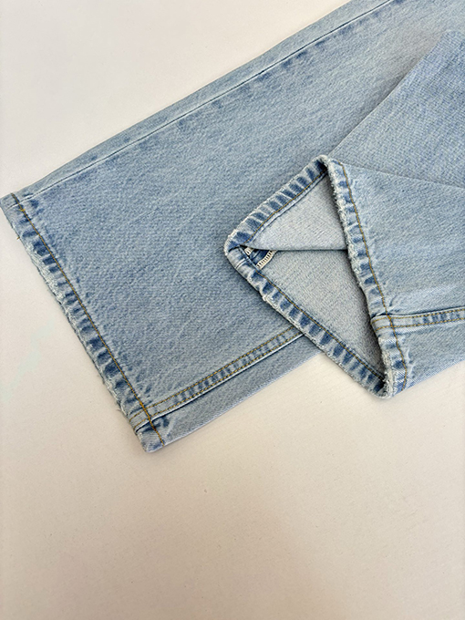 アクネストゥディオズ 新しいファッションベースの穴を開けて水を洗うジーンズ