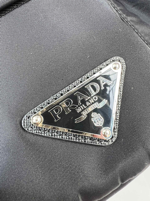 Prad X Adidas クローバーパターンと三角マークのコラボレーションウエストバッグ
