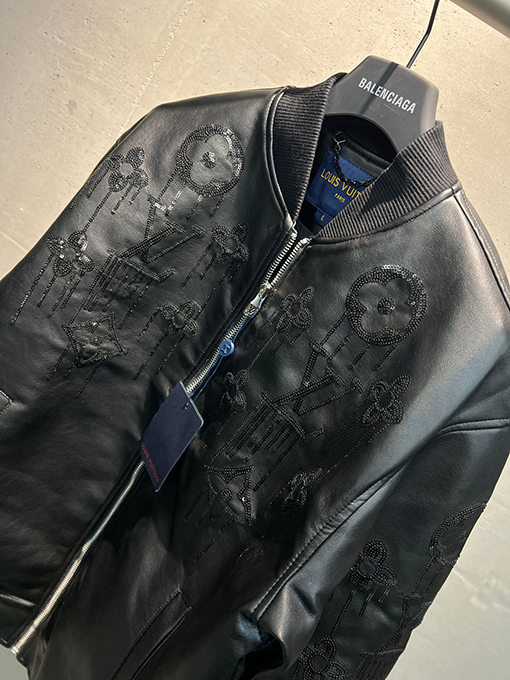 ルイヴィトン LV 新しい光沢のあるビーズレザージャケット