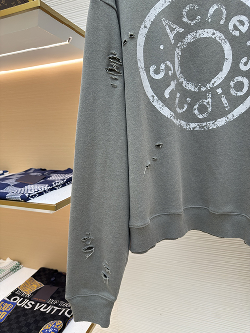 アクネストゥディオズ Acne Studios 胸に穴が開いた古いロゴのスウェットシャツ