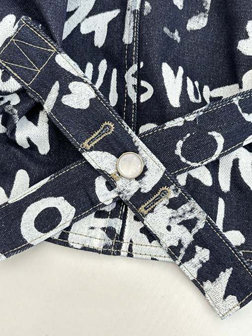 ルイヴィトン Nigo  コラボレーションVネックグラフィティデニムジャケット