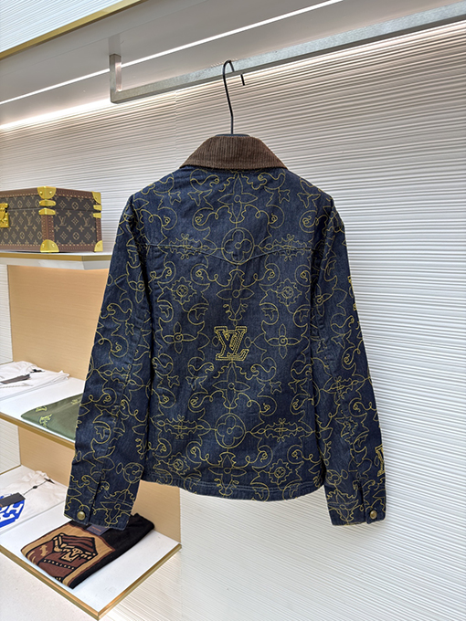 ルイヴィトン 新作のブラック＆ゴールドライン刺繍ラペルデニムジャケット