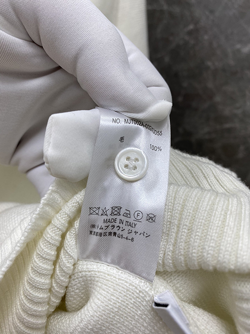 トムブラウン 新しいリストバンドコットンクルーネックセーター